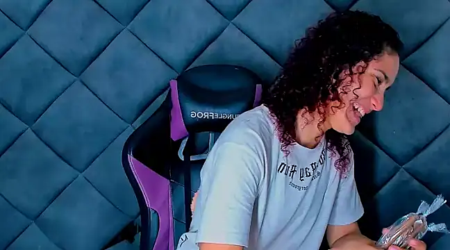 Nellyhills online show from February 2025 10:52:02 PM