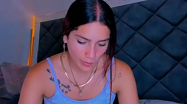 Nellyhills online show from March 2025 09:37:02 PM