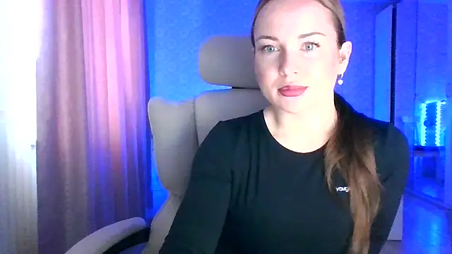 Snapshot of jennifer838 chatting on February 2026 01:04:01 PM jennifer838 online show from February 2026 01:04:01 PM