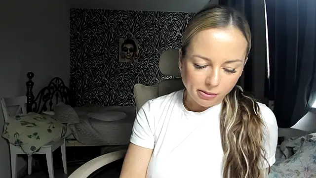 Snapshot of jennifer838 chatting on April 2026 11:48:01 AM jennifer838 online show from April 2026 11:48:01 AM