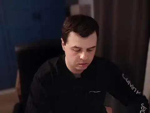 CuteMan33 online show from March 2026 11:30:02 PM