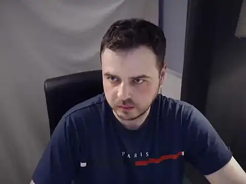 Snapshot of CuteMan33 chatting on April 2026 09:38:01 PM CuteMan33 online show from April 2026 09:38:01 PM