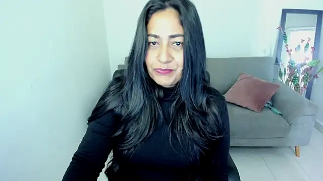 Snapshot of Adele_Sweett chatting on November 2025 10:47:02 AM Adele Sweett online show from November 2025 10:47:02 AM