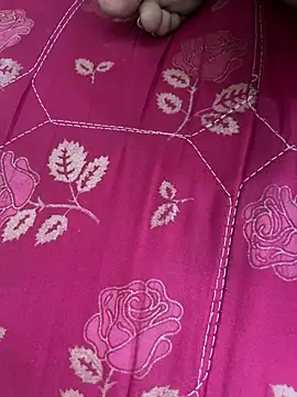 Snapshot of United3 chatting on March 2026 07:33:02 AM United3 online show from March 2026 07:33:02 AM