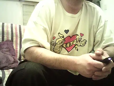 Snapshot of CCComandante chatting on June 2026 07:00:02 AM CCComandante online show from June 2026 07:00:02 AM