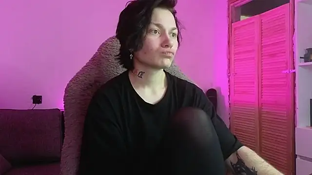 esajukyy online show from January 2026 05:27:02 PM