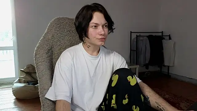 esajukyy online show from July 2026 01:57:01 PM