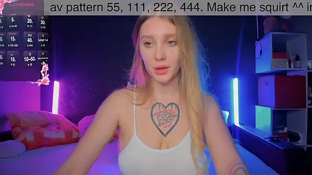 AliceMilman online show from March 2025 01:14:01 PM