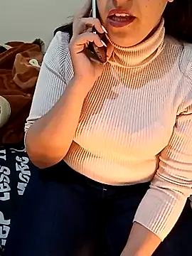 Snapshot of ShadiaStar chatting on January 2025 11:15:02 AM ShadiaStar online show from January 2025 11:15:02 AM