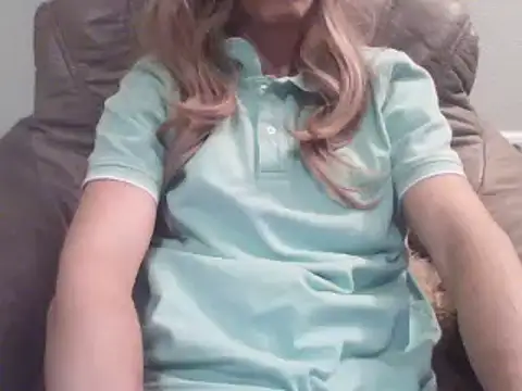 Snapshot of Kinky-Kristina chatting on January 2025 10:17:01 PM Kinky-Kristina online show from January 2025 10:17:01 PM