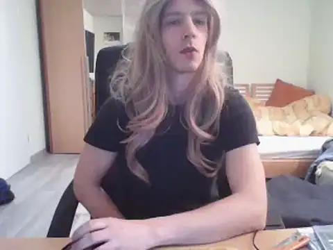 Snapshot of Kinky-Kristina chatting on February 2025 03:48:02 PM Kinky-Kristina online show from February 2025 03:48:02 PM