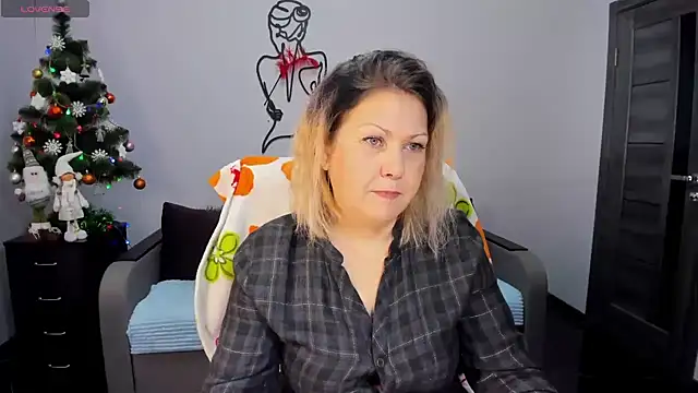 Snapshot of Milana_Blake chatting on December 2024 06:44:01 AM Milana Blake online show from December 2024 06:44:01 AM