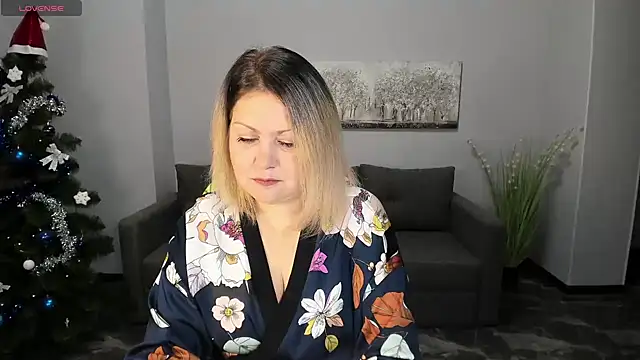 Snapshot of Milana_Blake chatting on December 2024 07:03:02 AM Milana Blake online show from December 2024 07:03:02 AM