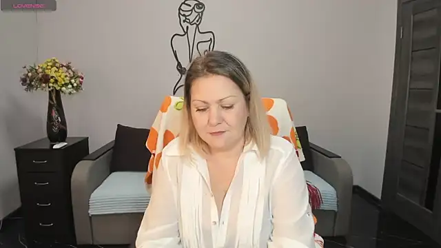 Snapshot of Milana_Blake chatting on January 2025 12:47:02 PM Milana Blake online show from January 2025 12:47:02 PM