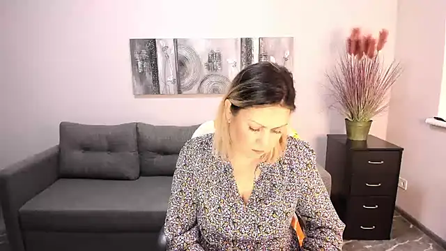 Snapshot of Milana_Blake chatting on February 2025 10:08:02 AM Milana Blake online show from February 2025 10:08:02 AM