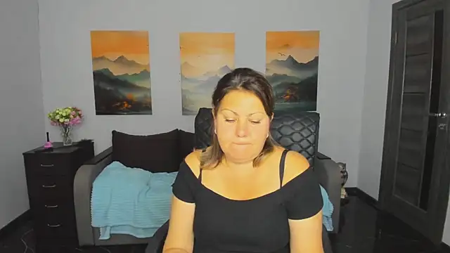 Snapshot of Milana_Blake chatting on September 2025 02:29:02 PM Milana Blake online show from September 2025 02:29:02 PM