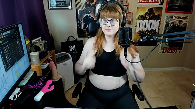 HannahCastle96 online show from August 2026 05:26:01 PM