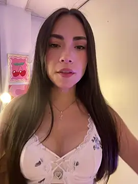 Snapshot of Melody_04 chatting on April 2026 03:10:02 AM Melody 04 online show from April 2026 03:10:02 AM