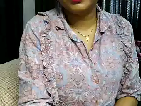 Snapshot of Hritvika chatting on February 2026 07:08:01 AM Hritvika online show from February 2026 07:08:01 AM