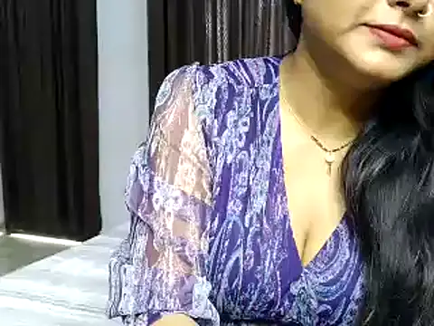 Snapshot of Hritvika chatting on April 2026 02:22:02 AM Hritvika online show from April 2026 02:22:02 AM