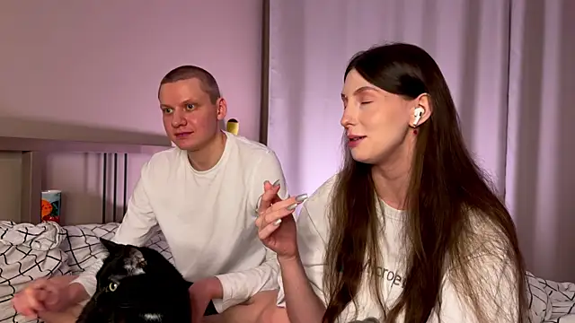 Snapshot of eternal_dream_ chatting on December 2024 07:32:01 PM eternal dream  online show from December 2024 07:32:01 PM