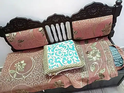 Snapshot of DivyaDutta chatting on March 2025 11:14:02 AM DivyaDutta online show from March 2025 11:14:02 AM