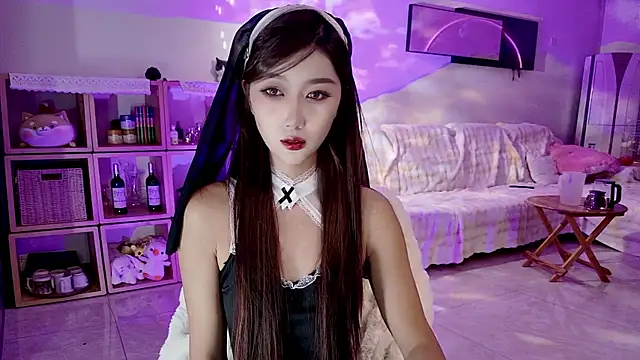 pinnnnnnk online show from December 2024 12:45:02 PM