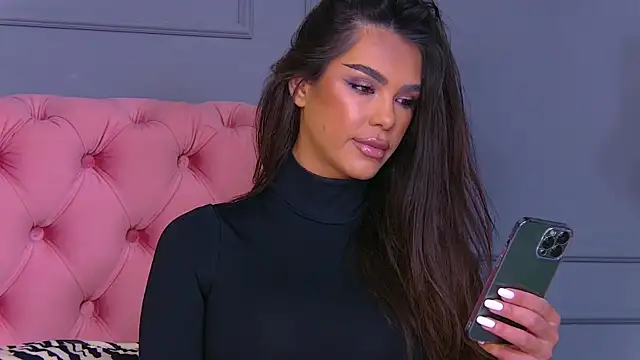 Snapshot of Nicole_Diva chatting on January 2025 06:27:02 AM Nicole Diva online show from January 2025 06:27:02 AM