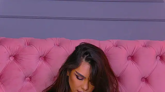 Snapshot of Nicole_Diva chatting on February 2025 01:05:02 PM Nicole Diva online show from February 2025 01:05:02 PM