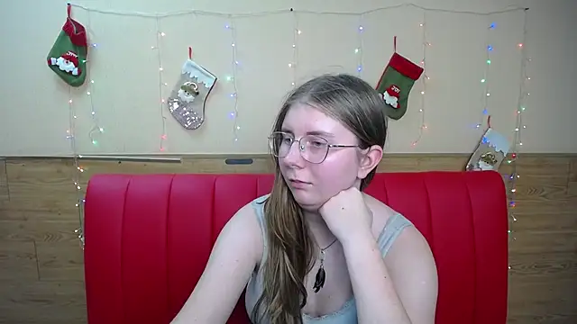 Snapshot of RysaKosaYlya chatting on December 2024 03:42:02 PM RysaKosaYlya online show from December 2024 03:42:02 PM