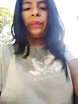 Snapshot of Danna-linyi chatting on February 2025 08:47:02 PM Danna-linyi online show from February 2025 08:47:02 PM