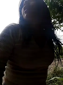 Snapshot of Danna-linyi chatting on February 2025 02:59:01 PM Danna-linyi online show from February 2025 02:59:01 PM