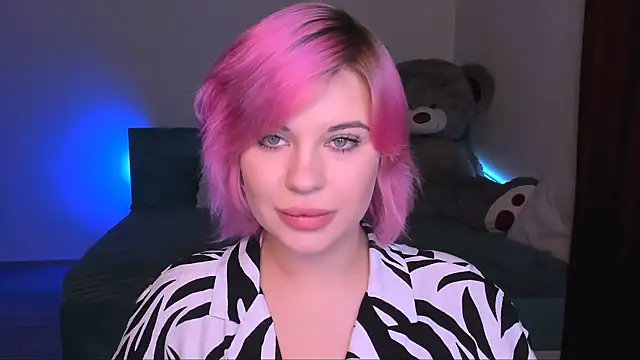 evaharve online show from December 2024 10:55:02 PM