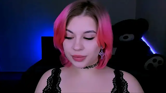 evaharve online show from March 2025 10:04:02 PM