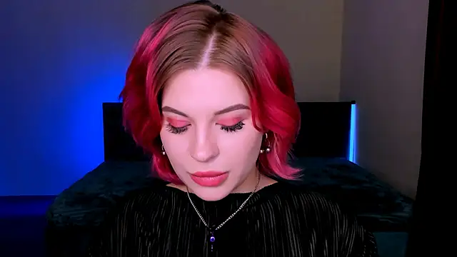 Snapshot of evaharve chatting on March 2025 11:36:02 PM evaharve online show from March 2025 11:36:02 PM