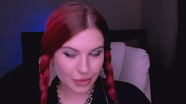 Snapshot of evaharve chatting on April 2026 12:48:02 AM evaharve online show from April 2026 12:48:02 AM