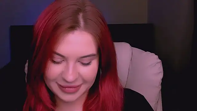 Snapshot of evaharve chatting on April 2026 07:18:02 PM evaharve online show from April 2026 07:18:02 PM