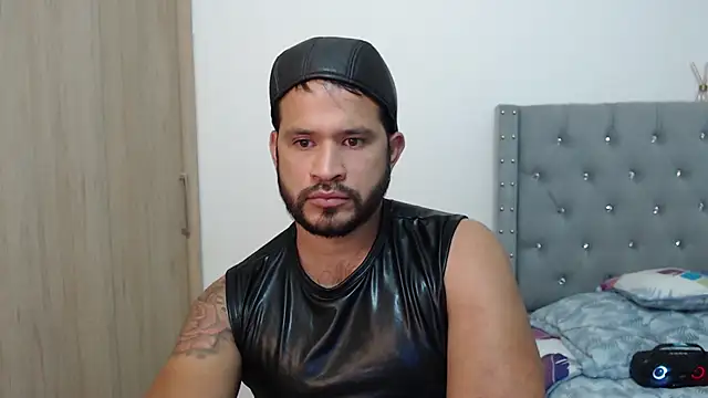 Snapshot of mr_gonzalo_ chatting on December 2024 11:54:01 PM mr gonzalo online show from December 2024 11:54:01 PM