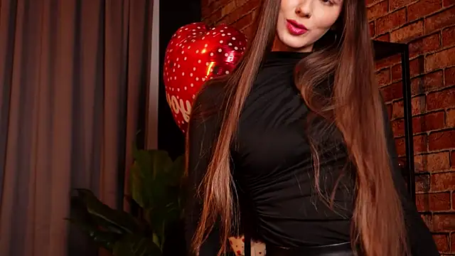 MuseSolis online show from February 2025 11:03:02 PM