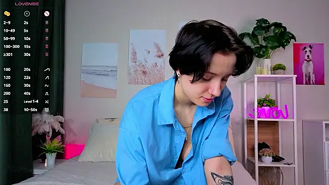 ElvaHilby online show from March 2026 01:11:01 AM