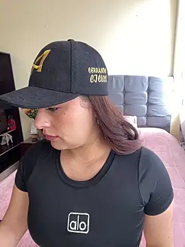 Gabriela-Parker  online show from September 2025 04:40:02 PM