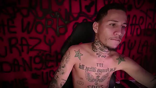 Junihn0 online show from February 2025 12:27:01 PM