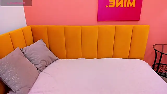 marie reyes  online show from February 2026 01:59:02 AM