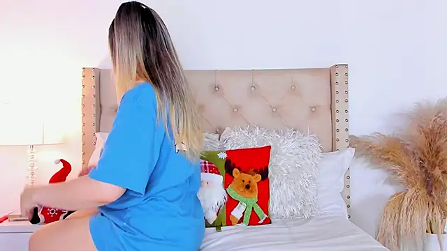 marilynrossy online show from December 2024 01:43:01 AM