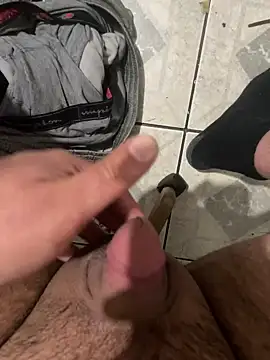 Snapshot of edgher646 chatting on January 2025 08:39:01 AM edgher646 online show from January 2025 08:39:01 AM