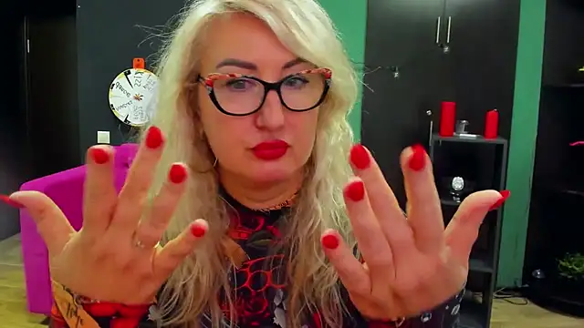 ChristyBrooks online show from September 2025 02:08:01 PM