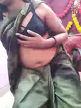 Snapshot of Cute-Anamika50 chatting on December 2024 04:55:01 AM Cute-Anamika50 online show from December 2024 04:55:01 AM