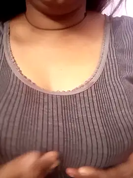 Snapshot of Cute-Anamika50 chatting on February 2025 04:22:01 AM Cute-Anamika50 online show from February 2025 04:22:01 AM