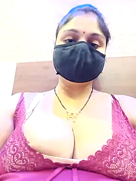 Snapshot of Cute-Aadhvita chatting on May 2026 06:58:01 PM Cute-Aadhvita online show from May 2026 06:58:01 PM
