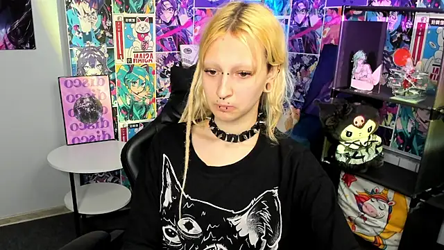 Lexy-Woorhez online show from March 2025 01:35:02 PM